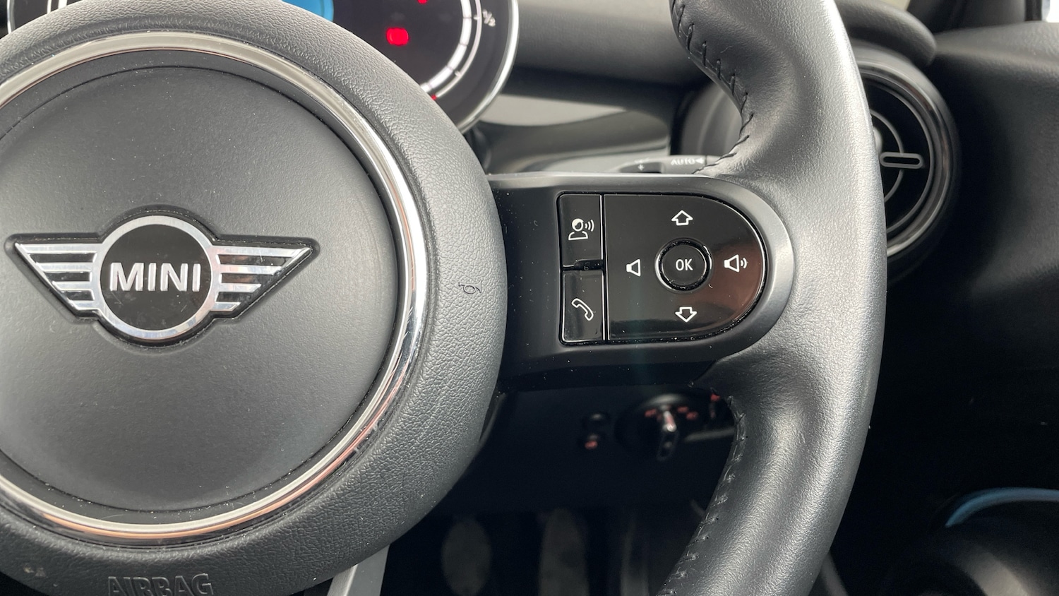 Used MINI Hatch 2021 for sale - 76974162: Photo 18