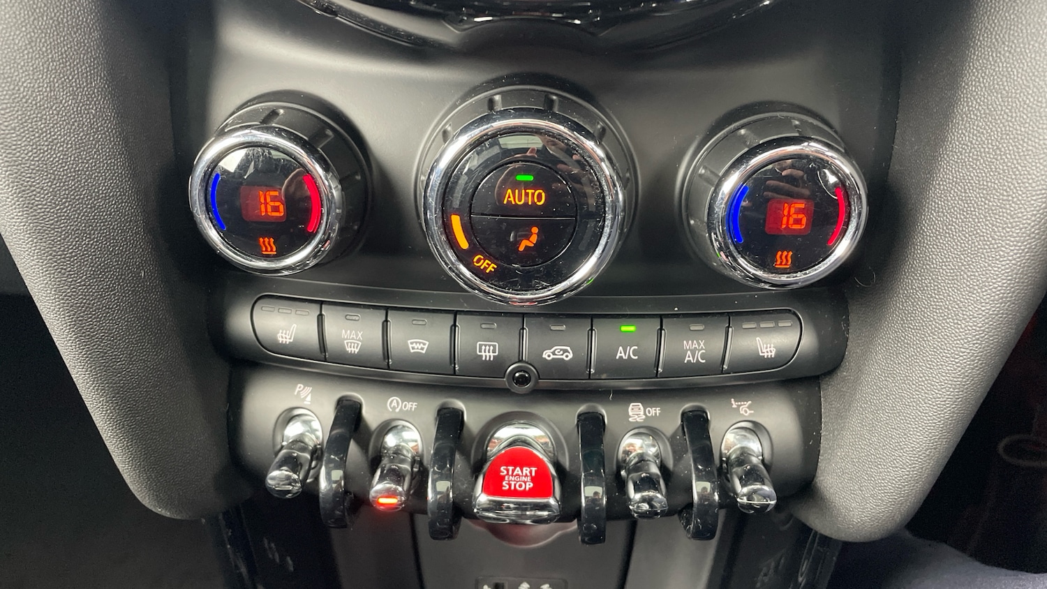 Used MINI Hatch 2017 for sale - 78107242: Photo 37