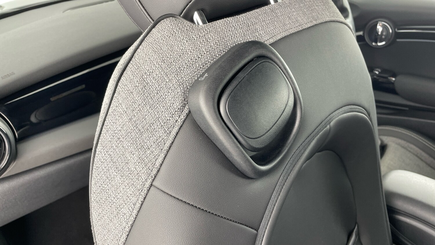 Used MINI Hatch 2022 for sale - 78012564: Photo 31