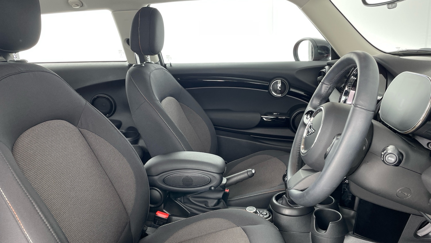 Used MINI Hatch 2022 for sale - 77763313: Photo 11