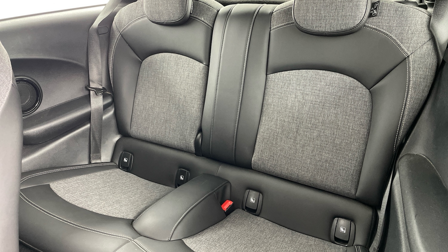 Used MINI Hatch 2021 for sale - 77776180: Photo 12