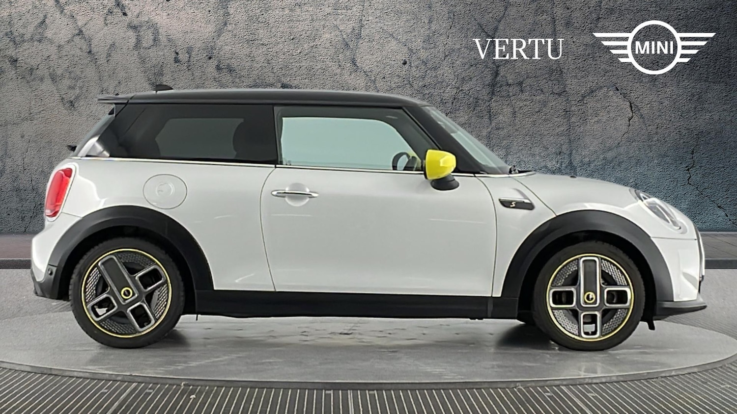 Used MINI Hatch 2021 for sale - 77776180: Photo 3