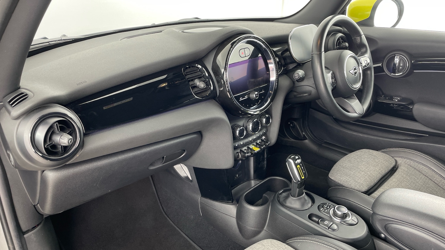 Used MINI Hatch 2021 for sale - 77776180: Photo 7