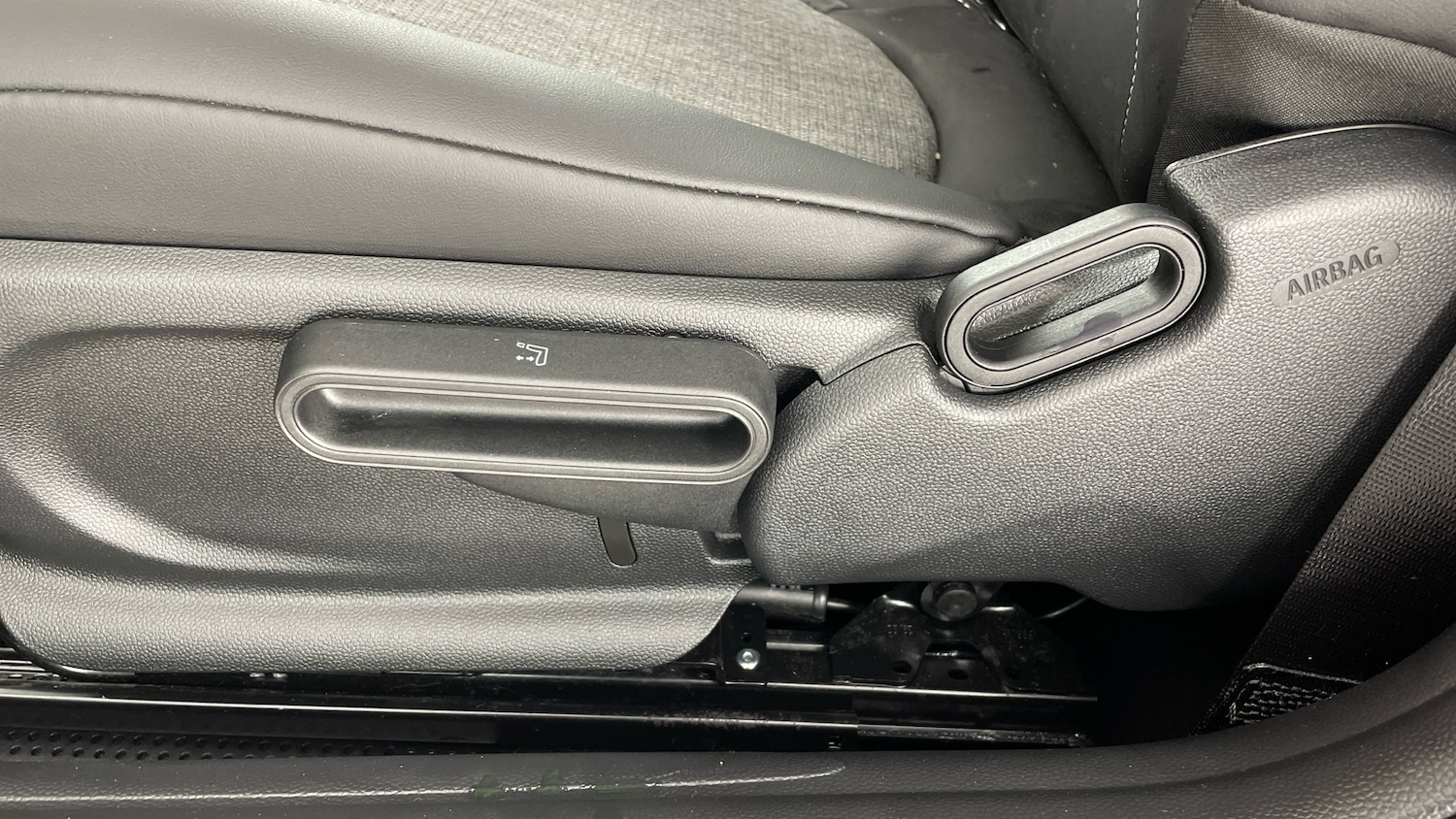 Used MINI Hatch 2022 for sale - 77675321: Photo 28