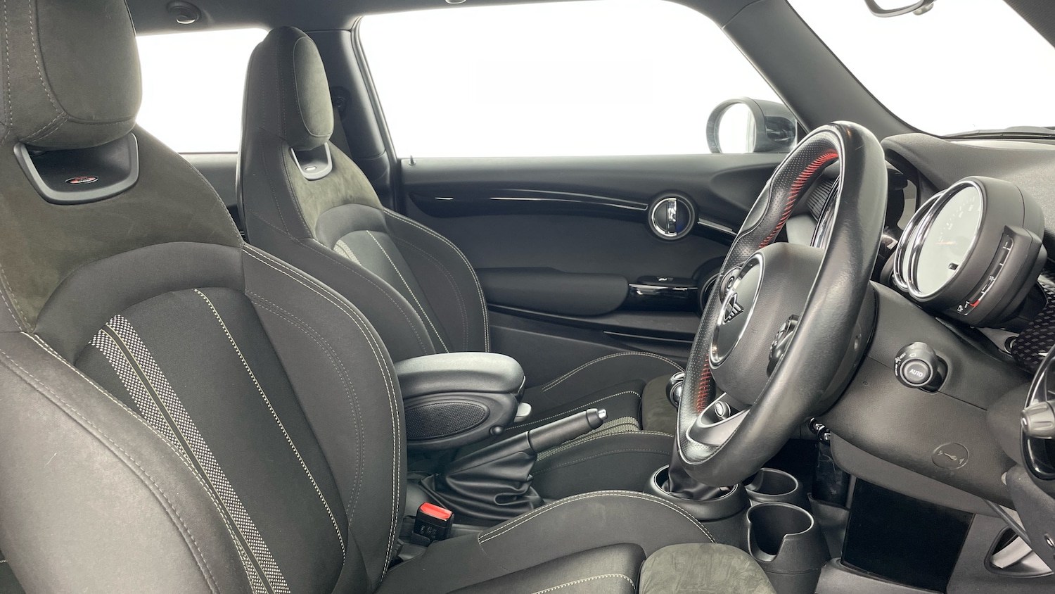 Used MINI Hatch 2021 for sale - 77618810: Photo 11