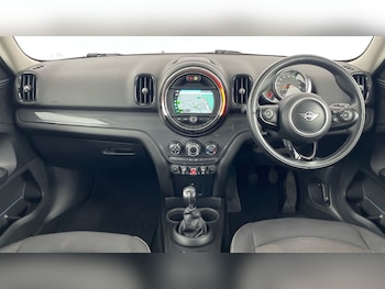 Used MINI Countryman 2018 for sale - 76101962: Photo