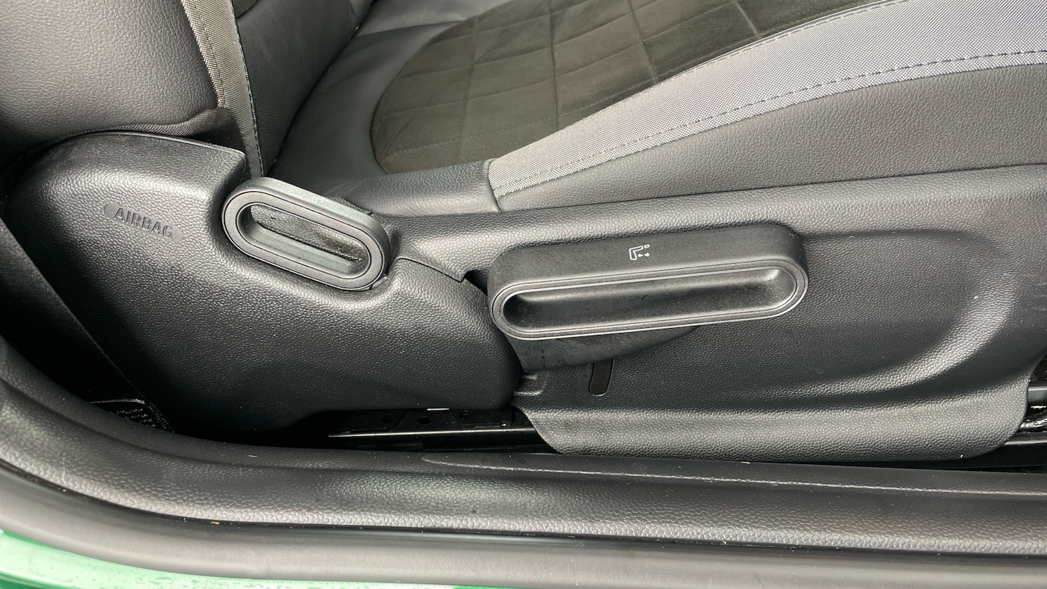 Used MINI Convertible 2024 for sale - 77125619: Photo 43