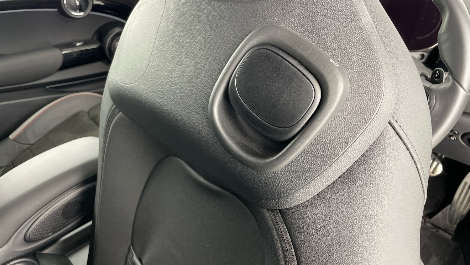 Used MINI Convertible 2024 for sale - 77125619: Photo 45