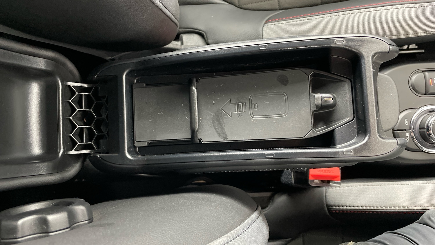 Used MINI Convertible 2024 for sale - 77125619: Photo 52