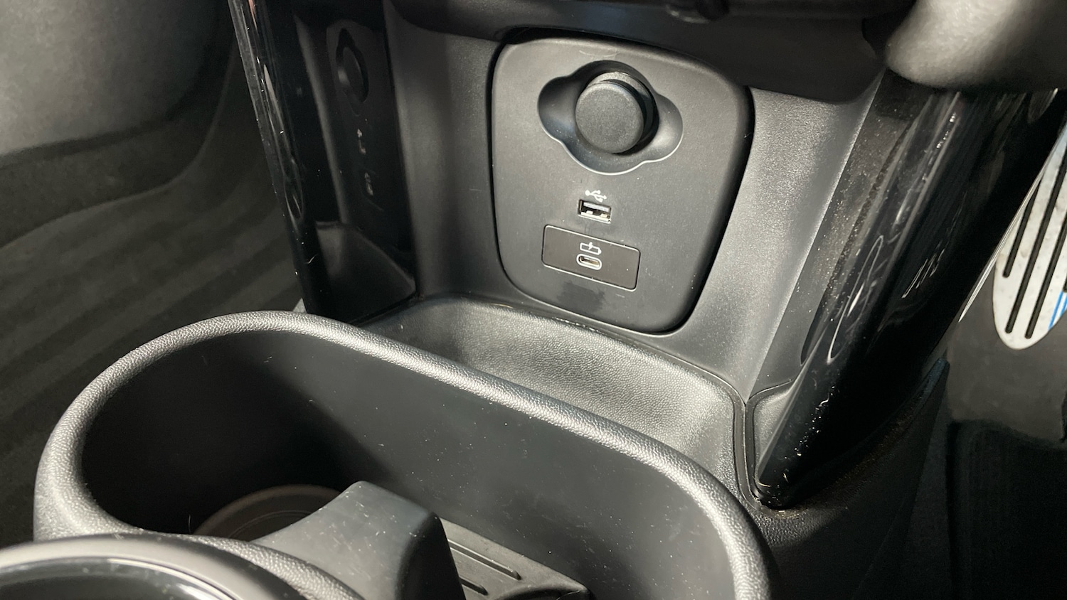 Used MINI Convertible 2024 for sale - 77125619: Photo 53