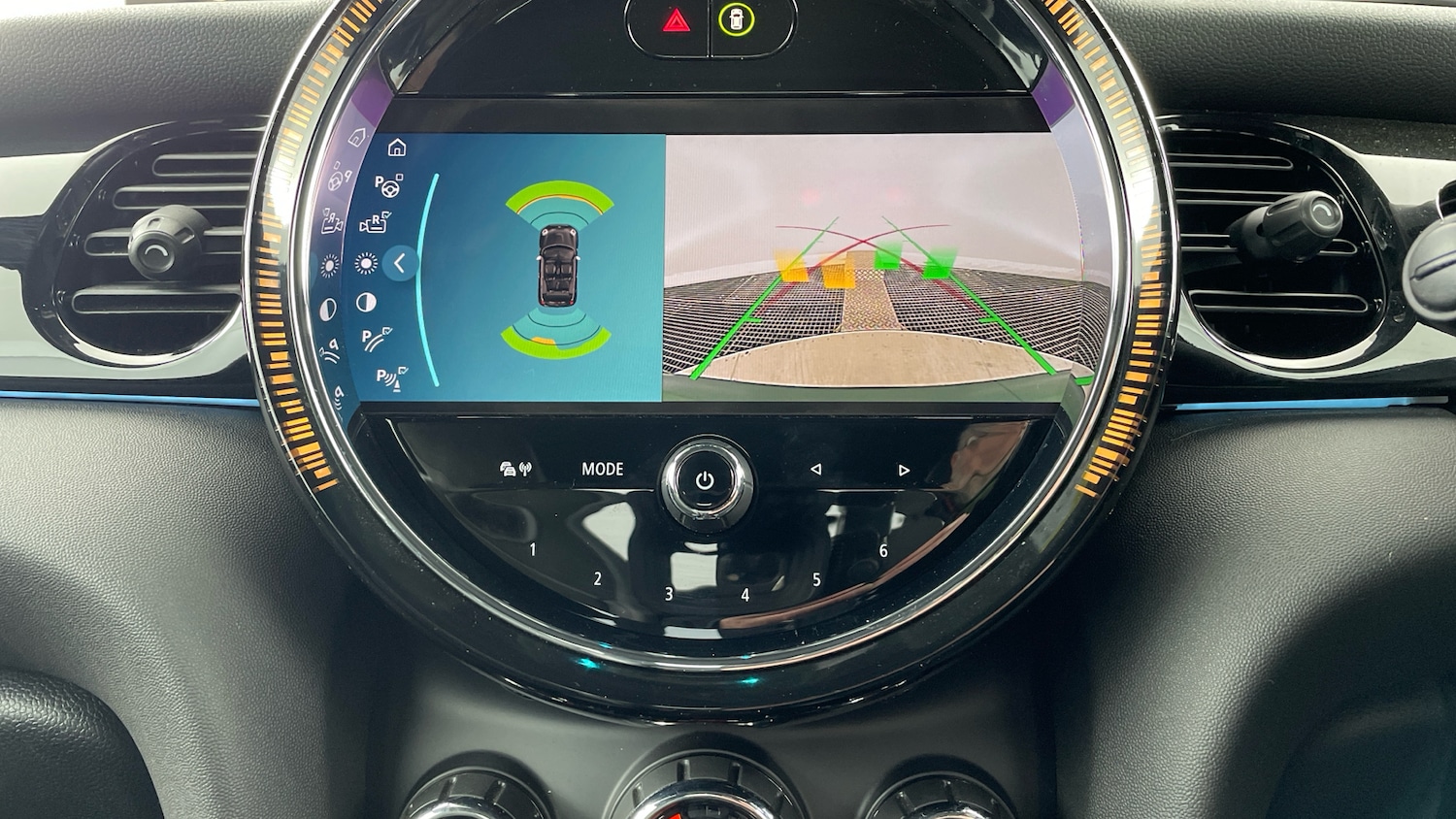 Used MINI Convertible 2024 for sale - 77125619: Photo 58