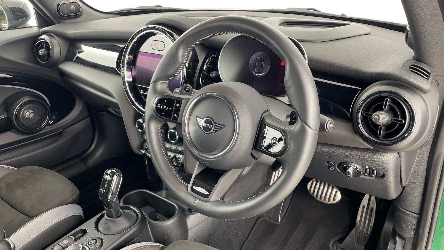 Used MINI Convertible 2024 for sale - 77125619: Photo 6