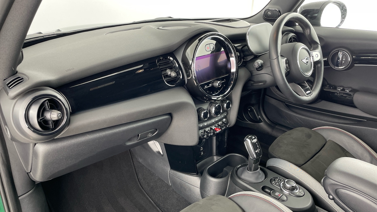 Used MINI Convertible 2024 for sale - 77125619: Photo 7