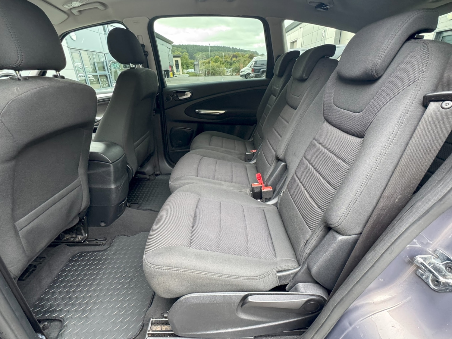 Used Ford S-Max 2014 for sale - 76170972: Photo 12