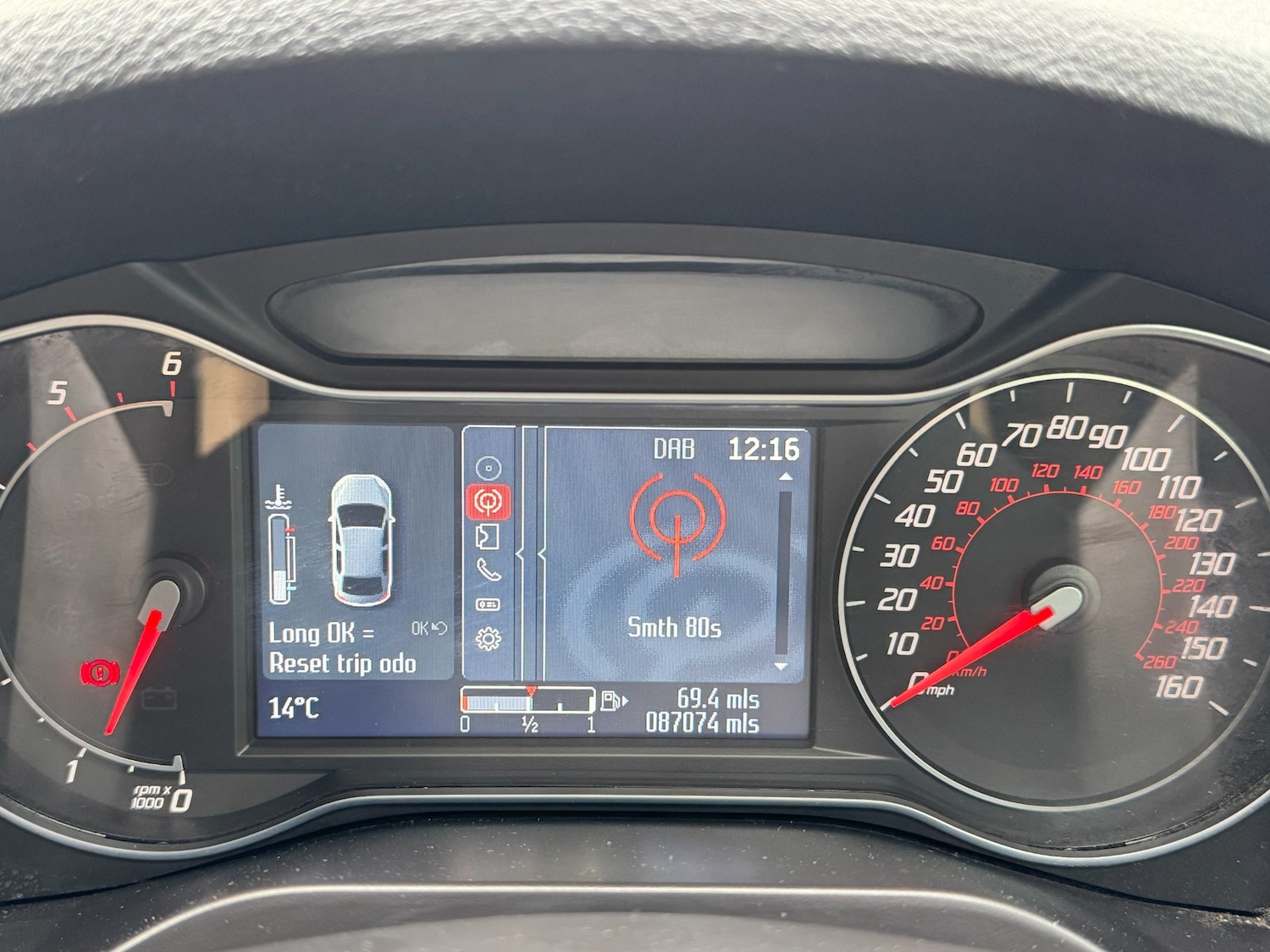Used Ford S-Max 2014 for sale - 76170972: Photo 17