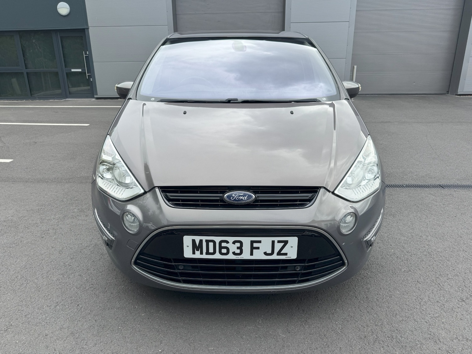 Used Ford S-Max 2014 for sale - 76170972: Photo 3