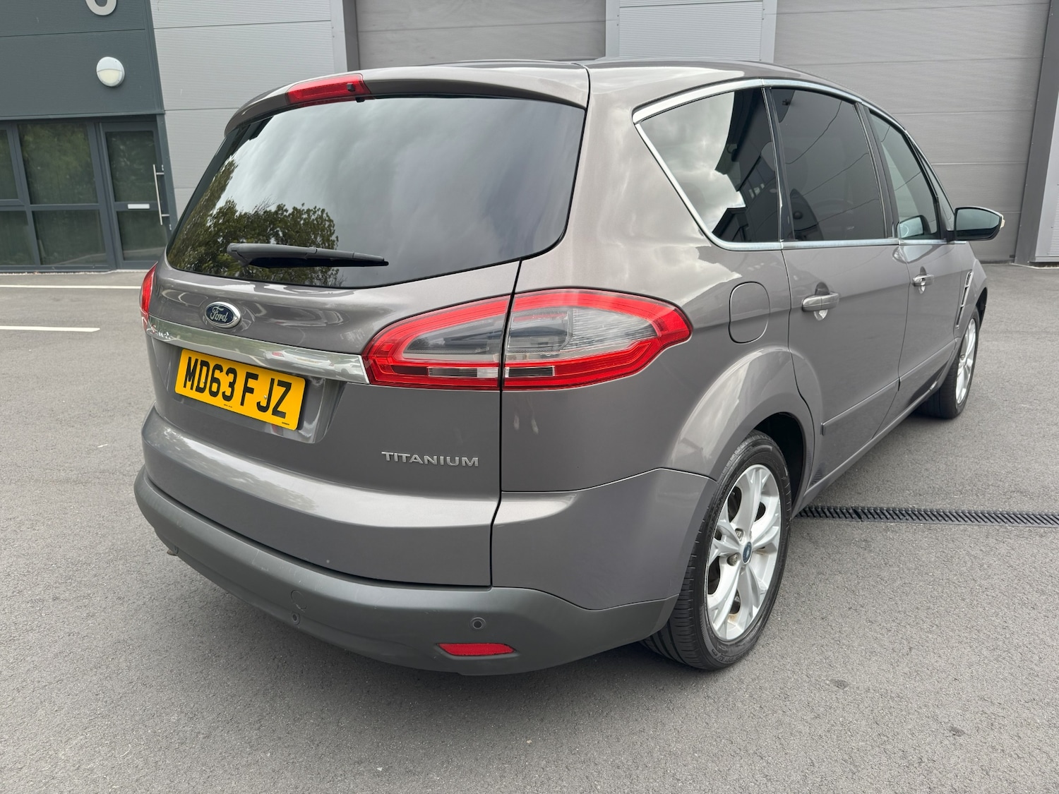 Used Ford S-Max 2014 for sale - 76170972: Photo 7