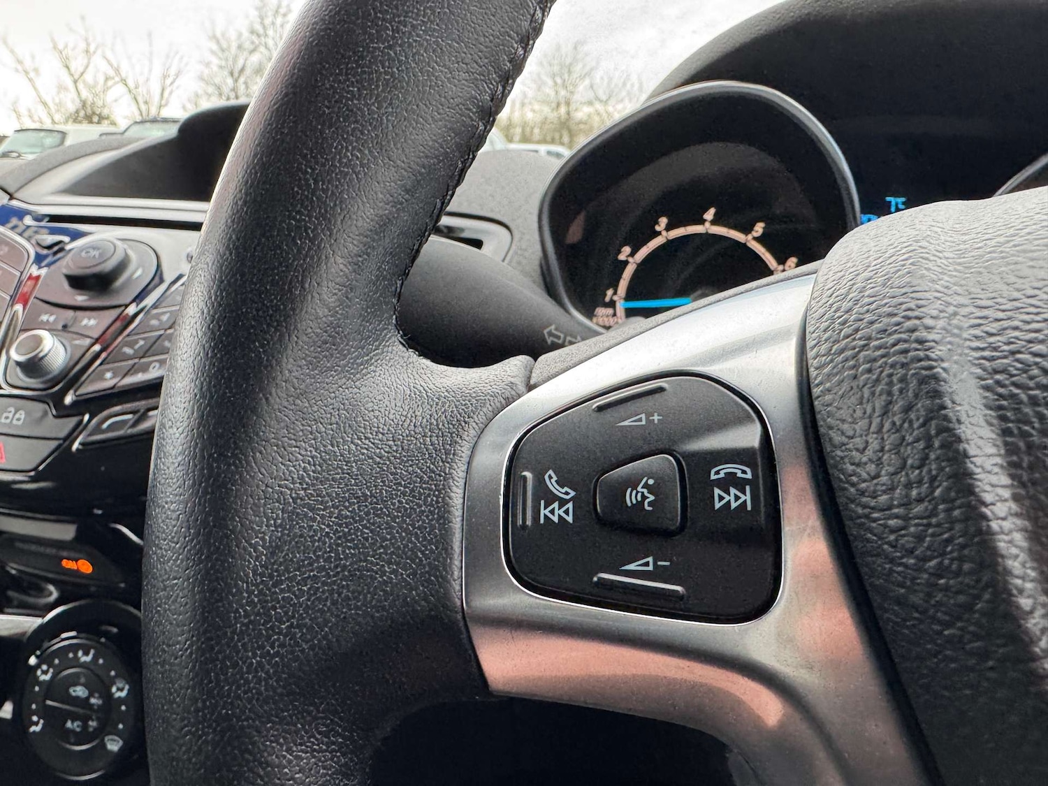 Used Ford Fiesta 2014 for sale - 77603964: Photo 46