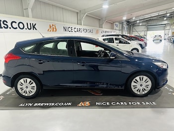 Used Ford Focus 2015 for sale - 75597490: Photo