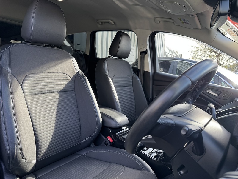 Used Ford Kuga 2018 for sale - 76437099: Photo 32