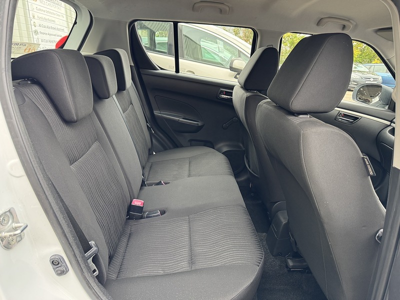 Used Suzuki Swift 2013 for sale - 76126053: Photo 30