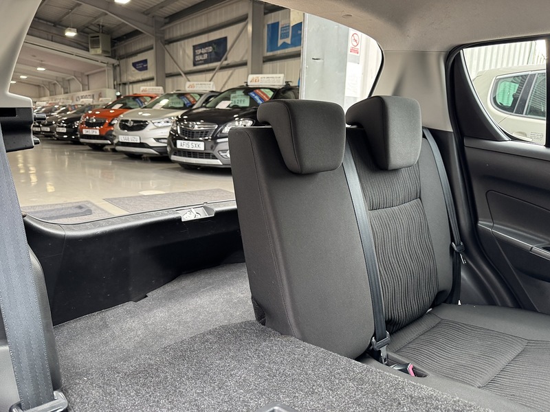 Used Suzuki Swift 2013 for sale - 76126053: Photo 59