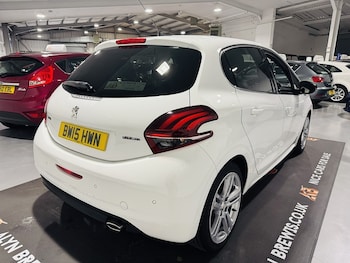 Used Peugeot 208 2015 for sale - 75616607: Photo