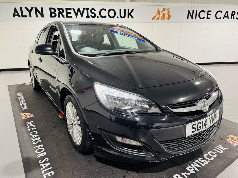 Used Vauxhall Astra 2014 for sale - 76542872: Photo 2