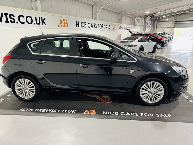 Used Vauxhall Astra 2014 for sale - 76542872: Photo 3