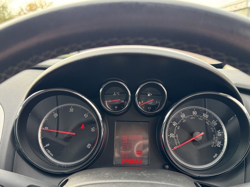 Used Vauxhall Astra 2014 for sale - 76542872: Photo 38