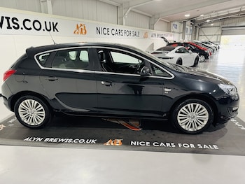 Used Vauxhall Astra 2014 for sale - 76542872: Photo