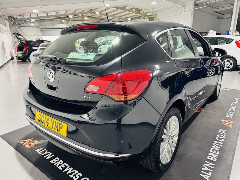 Used Vauxhall Astra 2014 for sale - 76542872: Photo 4