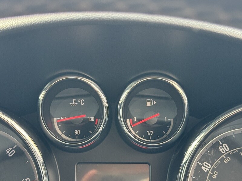 Used Vauxhall Astra 2014 for sale - 76542872: Photo 40