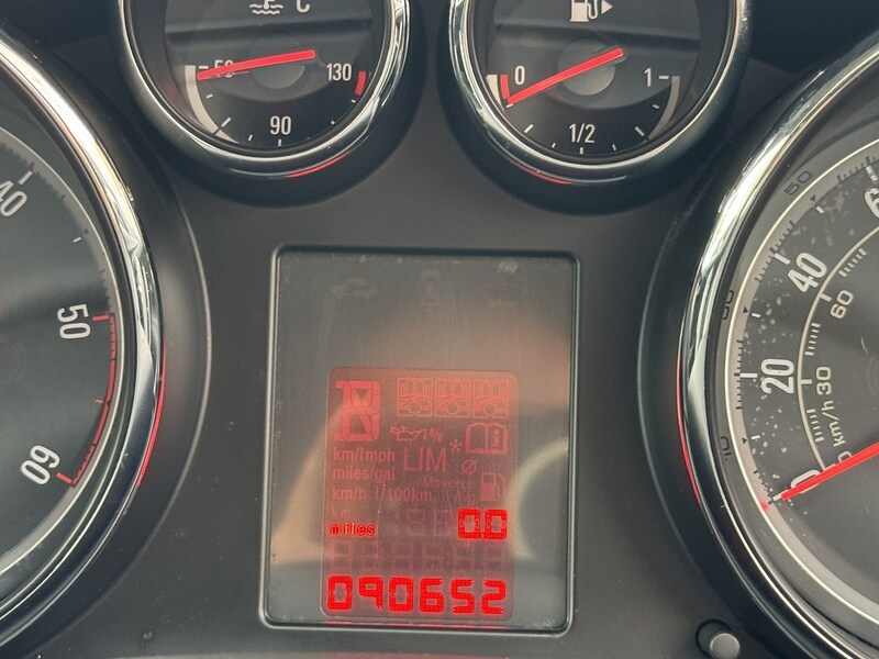 Used Vauxhall Astra 2014 for sale - 76542872: Photo 42