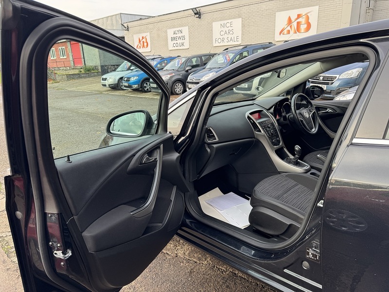 Used Vauxhall Astra 2014 for sale - 76542872: Photo 53
