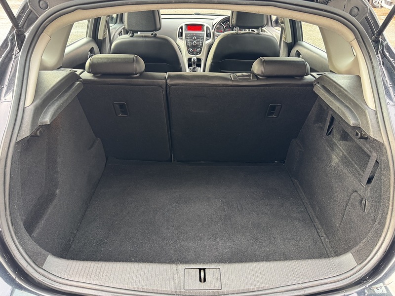 Used Vauxhall Astra 2014 for sale - 76542872: Photo 56