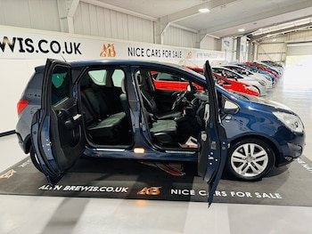 Used Vauxhall Meriva 2011 for sale - 75877882: Photo