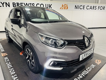 Used Renault Captur 2019 for sale - 77179380: Photo