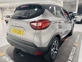 Used Renault Captur 2019 for sale - 77179380: Photo