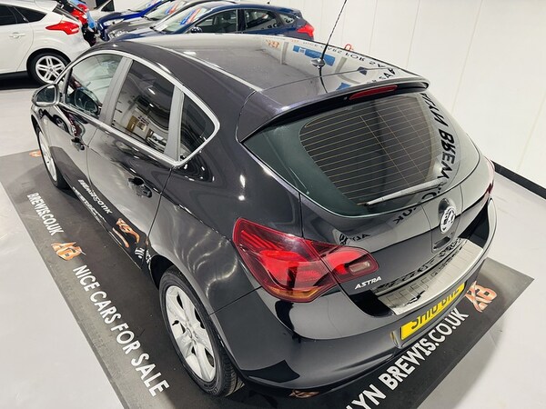 Used Vauxhall Astra 2010 for sale - 76181996: Photo 24
