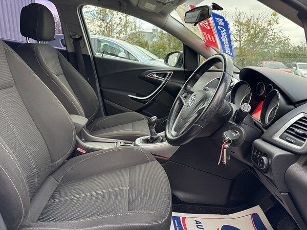 Used Vauxhall Astra 2010 for sale - 76181996: Photo 33