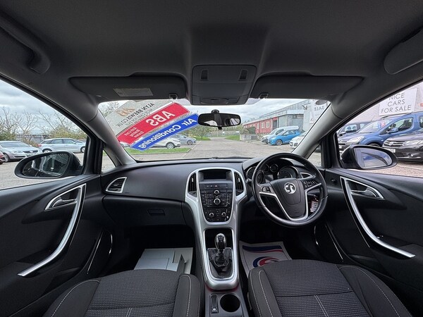 Used Vauxhall Astra 2010 for sale - 76181996: Photo 36