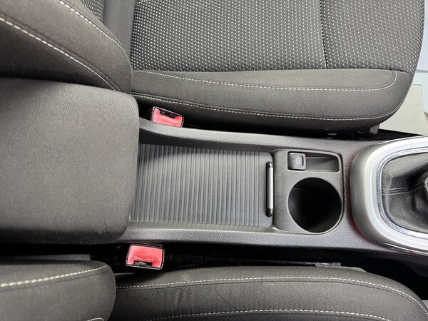 Used Vauxhall Astra 2010 for sale - 76181996: Photo 44