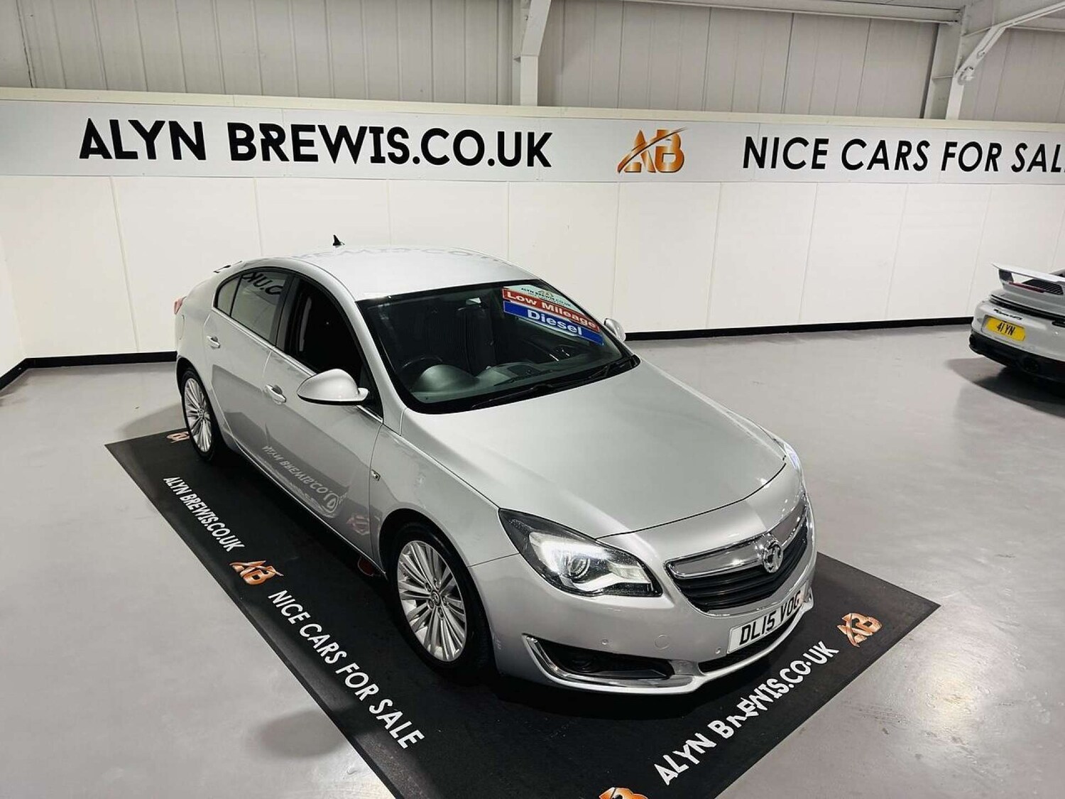 Used Vauxhall Insignia 2015 for sale - 77487278: Photo 23