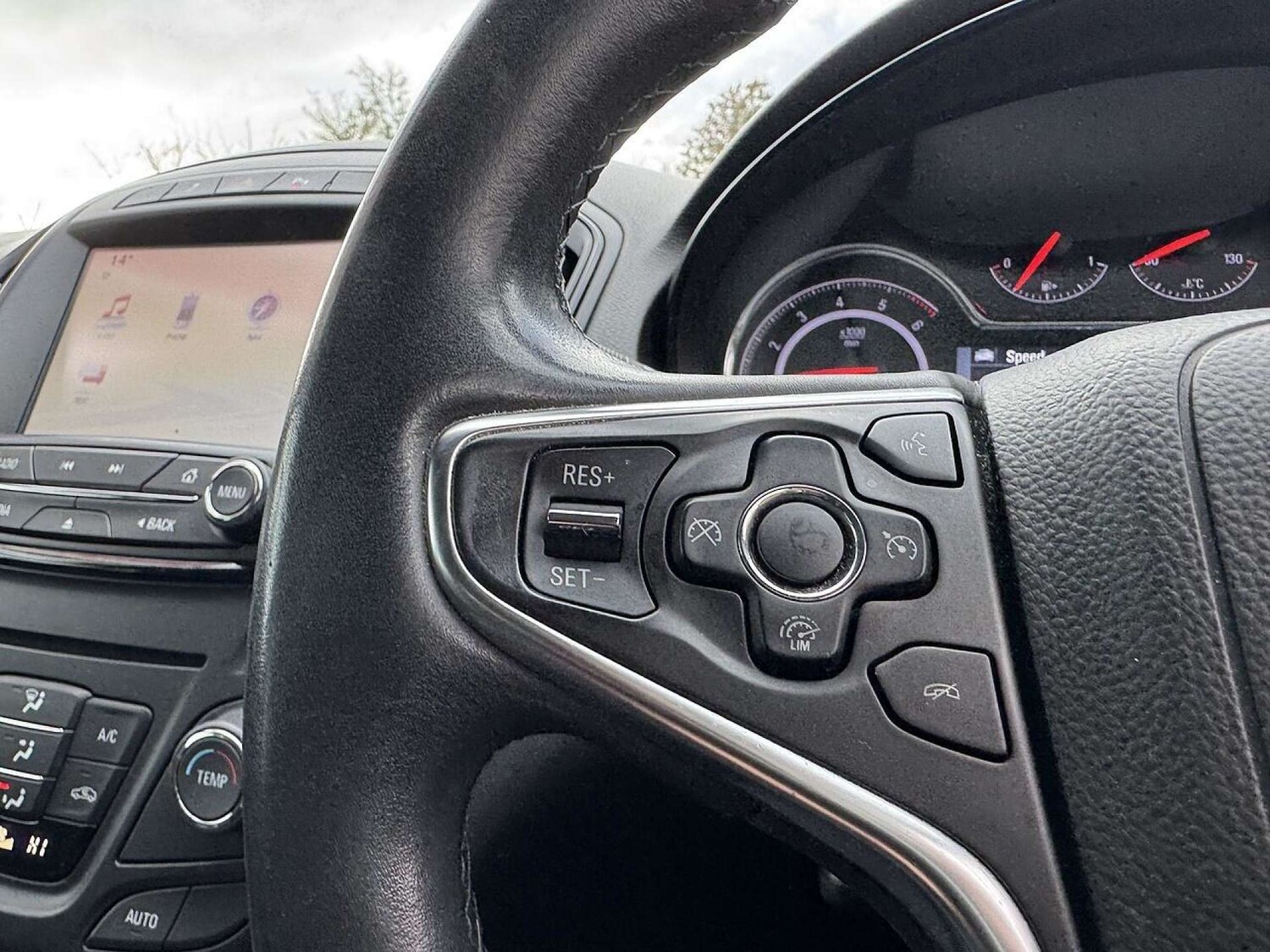 Used Vauxhall Insignia 2015 for sale - 77487278: Photo 47