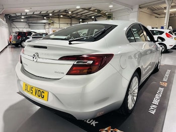 Used Vauxhall Insignia 2015 for sale - 77487278: Photo