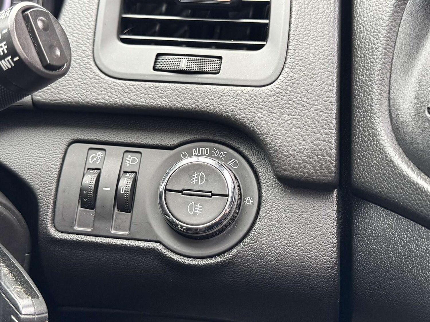 Used Vauxhall Insignia 2015 for sale - 77487278: Photo 51