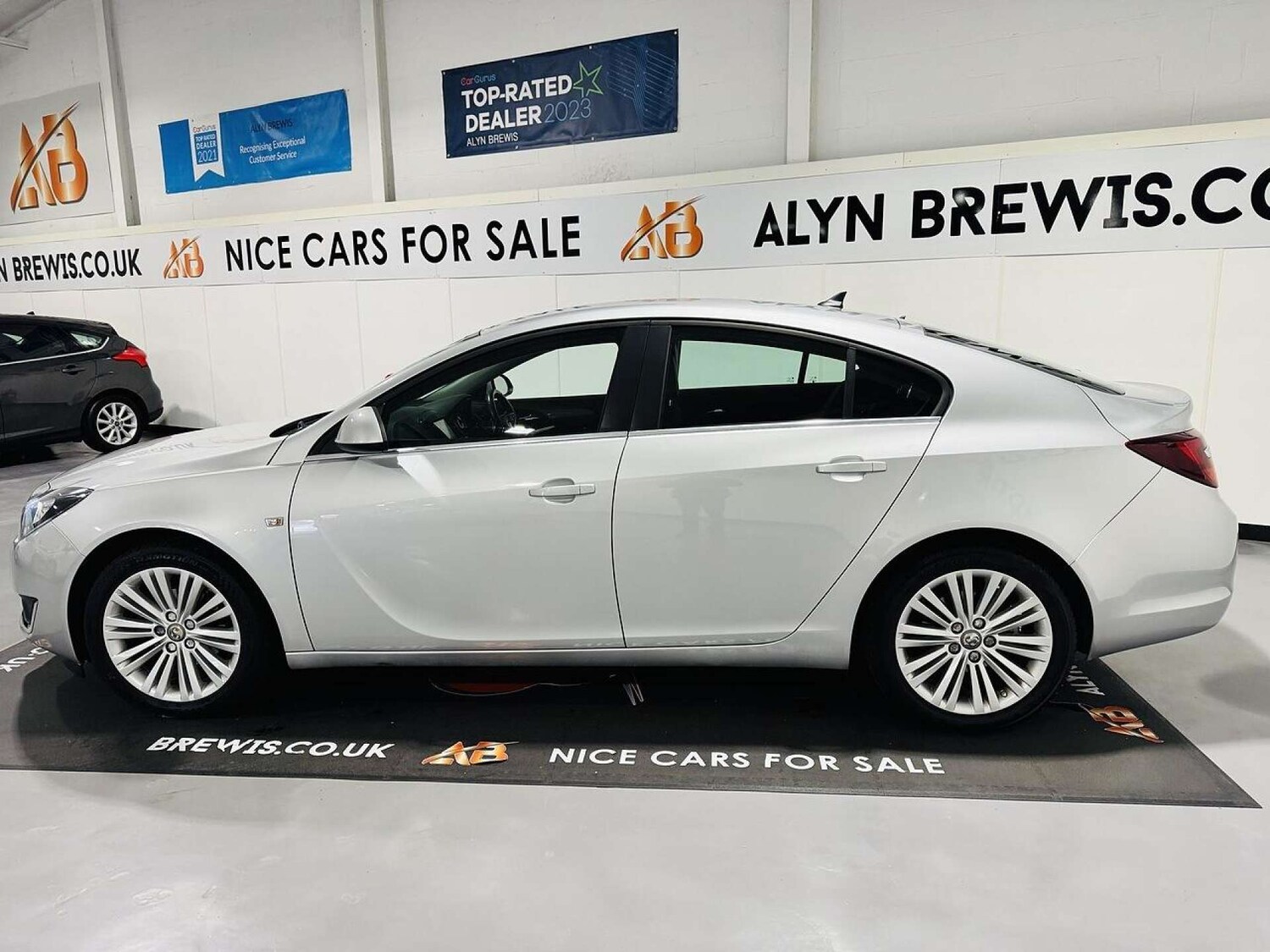 Used Vauxhall Insignia 2015 for sale - 77487278: Photo 6