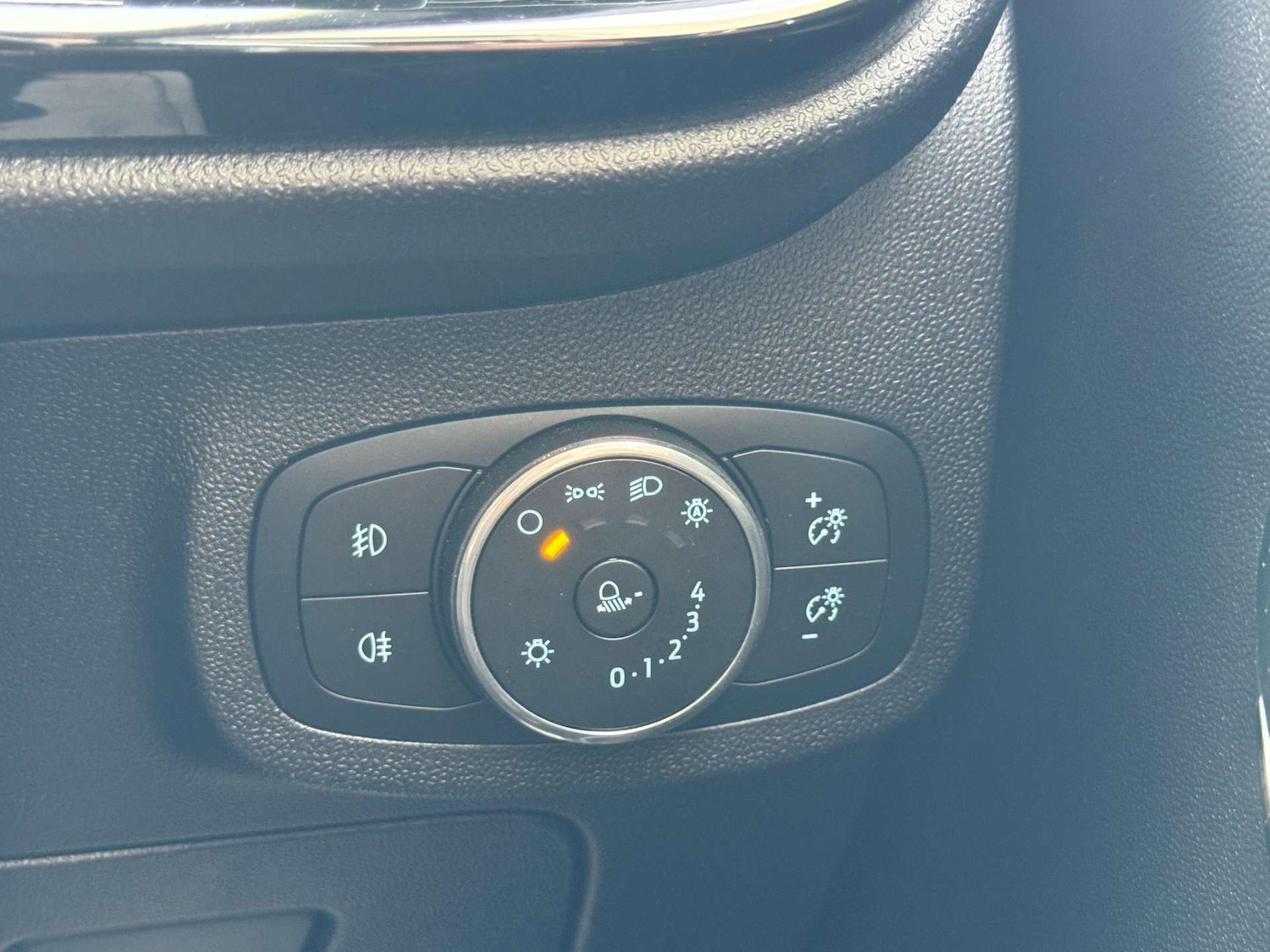 Used Ford Fiesta 2018 for sale - 77681282: Photo 49