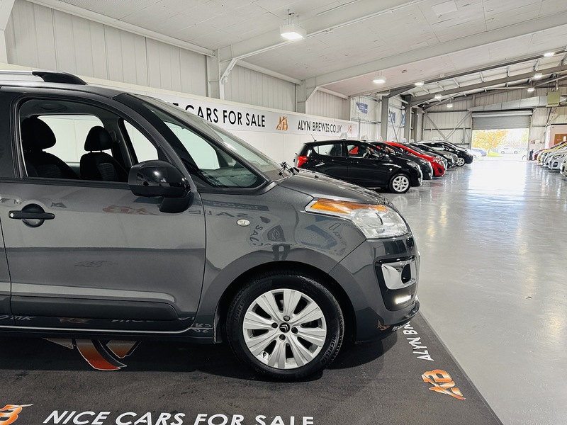 Used Citroen C3 Picasso 2016 for sale - 76392281: Photo 19